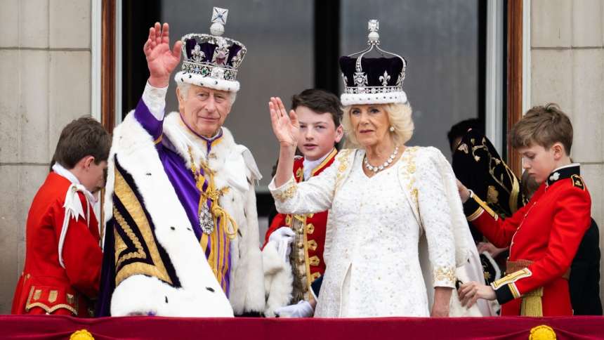 Produtor e empresário, Charles III veste a coroa de rei dos orgânicos na Inglaterra