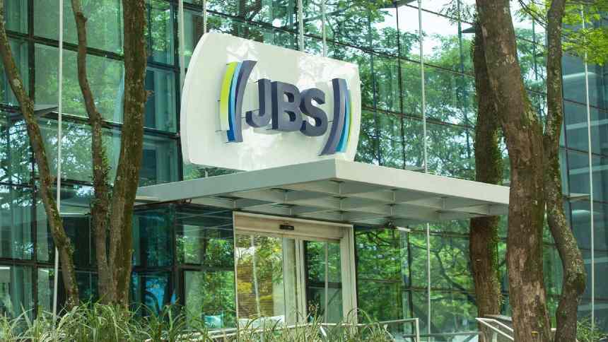 JBS fica no azul pela primeira vez em 2023, mas resultado ainda vem abaixo da expectativa