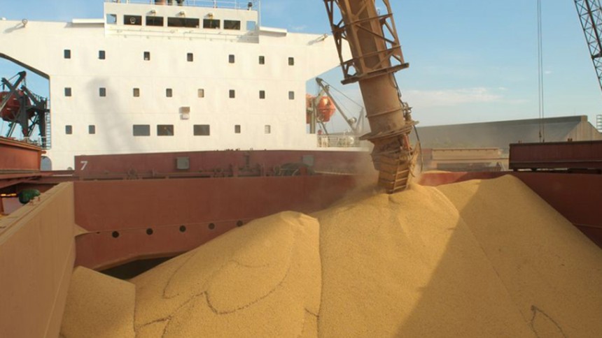 Com logística no limite, soja de Mato Grosso foi exportada por Rio Grande