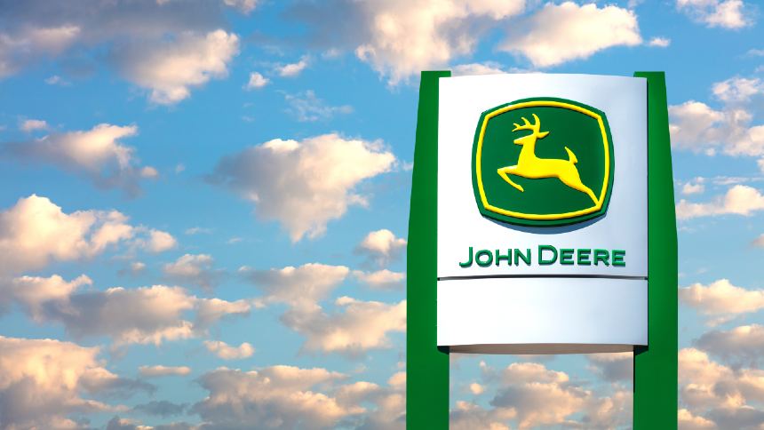 John Deere ainda persegue luz no fim do túnel, mas vendas e lucro caem mais uma vez