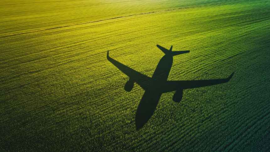 EUA travam até etanol para SAF do Brasil, que pode agora decolar em outras rotas