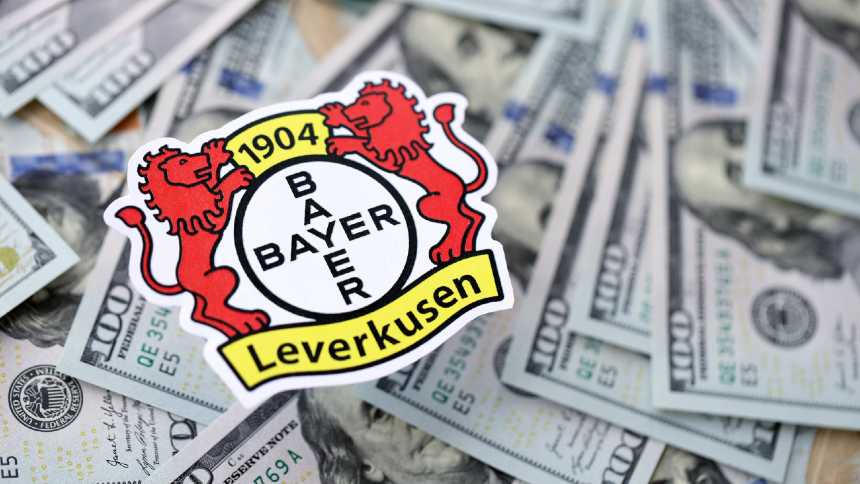 Gol a favor no futebol e mais um revés no campo: no balanço, pouco a comemorar para a Bayer