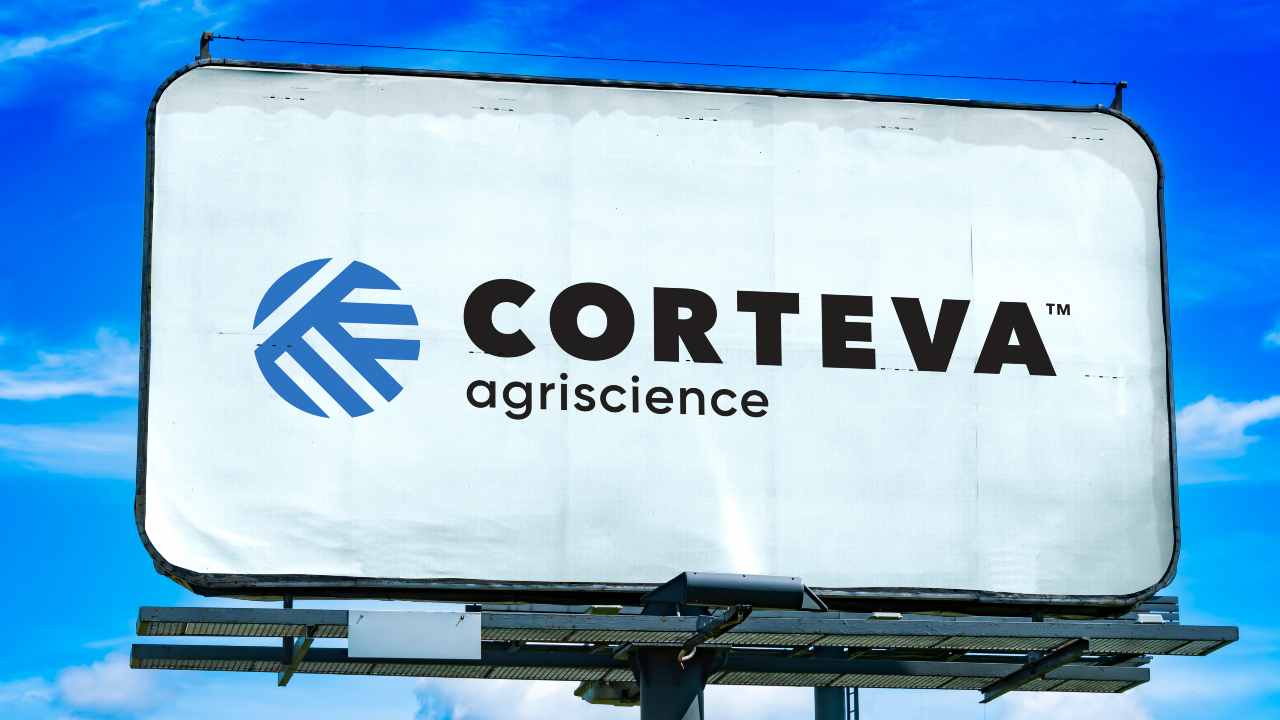 Corteva “destoa” da concorrência, vê ação subir 26% no ano e diz que vem mais