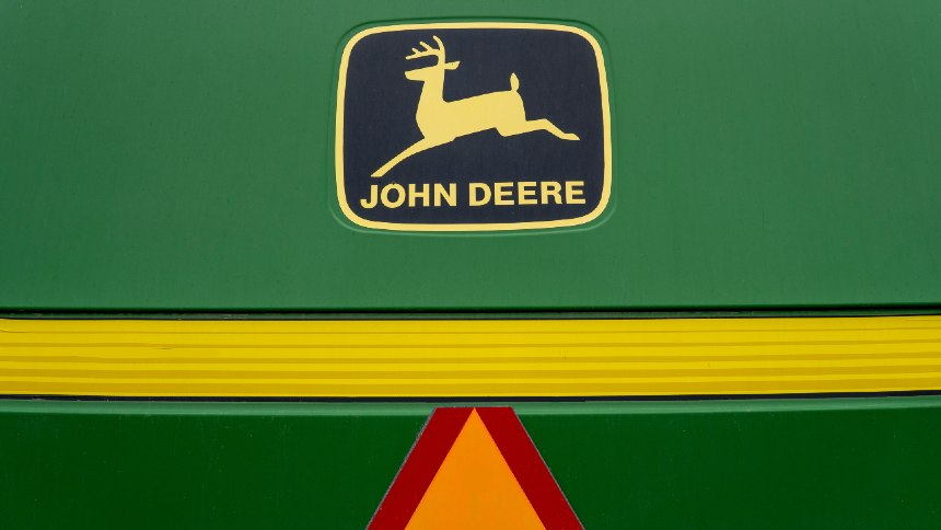John Deere surpreende mercado e supera expectativas no trimestre. Então por que suas ações continuaram caindo?