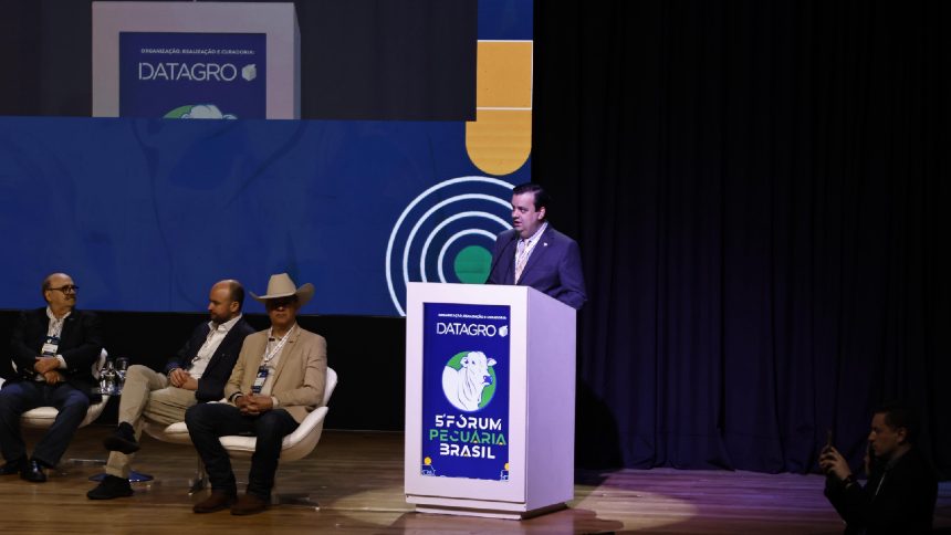 Exportação de carne supera tarifaço e, com novos mercados, deve crescer em 2025, diz Abiec