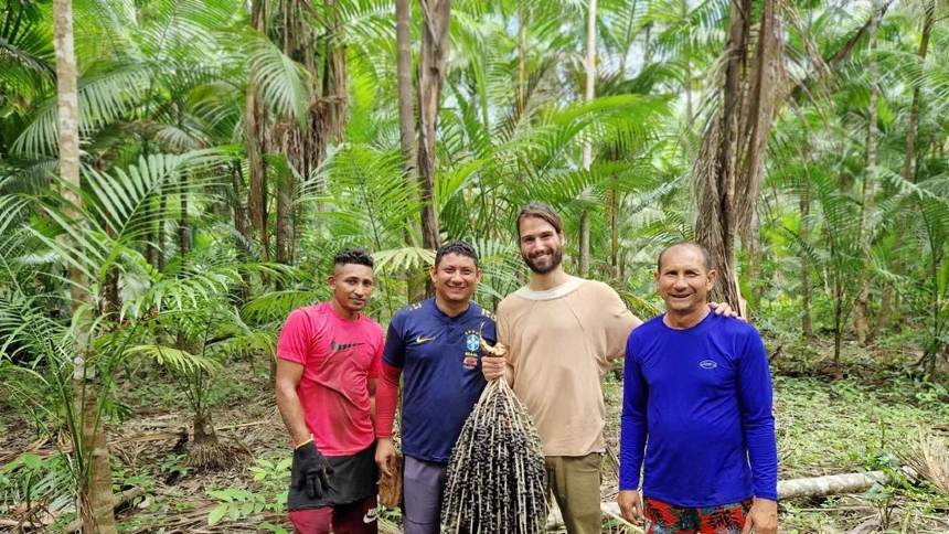 O francês que leva açaí sustentável do Brasil para o mundo e atrai investidores