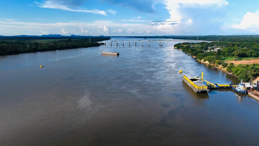 Amaggi começa a operar “corredor hidroviário” de R$ 100 mi para transportar soja de Roraima pelos rios da Amazônia