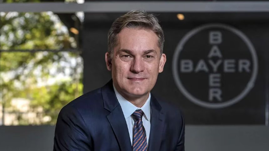 CEO global de Crop Science da Bayer "equilibra pratos" e defende estratégia de longo prazo para o agro