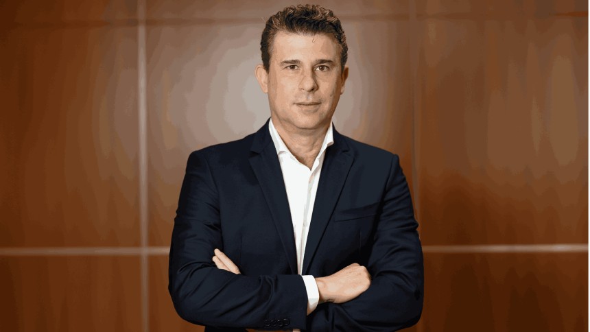 Números, negócios, café e até chocolate quentes na mesa do CEO da Coopercitrus