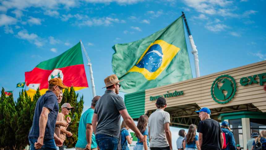 Na Expodireto, produtores gaúchos ficaram mais cautelosos na hora de investir em tecnologia