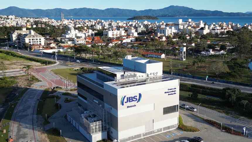 JBS inaugura centro de pesquisa de US$ 37 milhões com foco em “superproteínas”