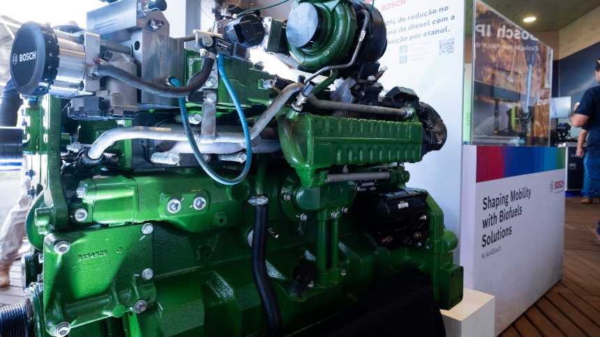 Bosch testa tecnologia que combina diesel e etanol no motor de colhedoras de cana