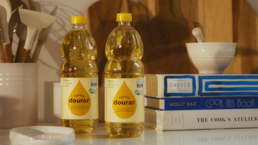 Raiar "sai da casca" e, com óleo de soja orgânico e parceria com Toguro, busca novos consumidores