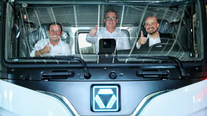 Transportadora do MT investe meio bilhão para colocar caminhões elétricos rota dos grãos